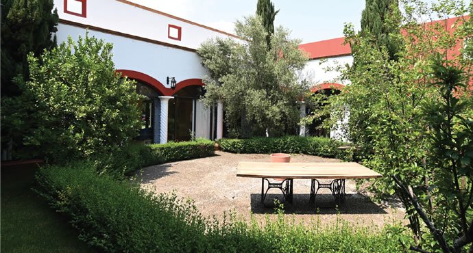 Los Alcatraces Senior living